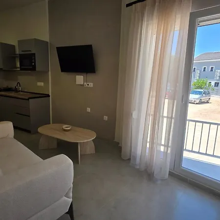 Inos Boutique Apartment Órmos Prínou